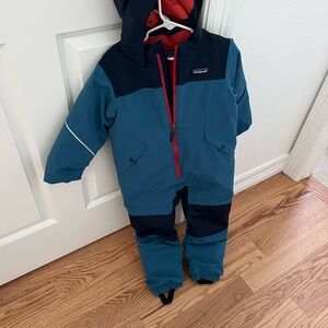 Patagonia Kids Snowsuit in Blue and Navy